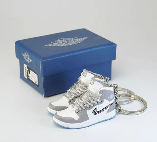 Sneaker Keychain : AJ1 Luxury Grey