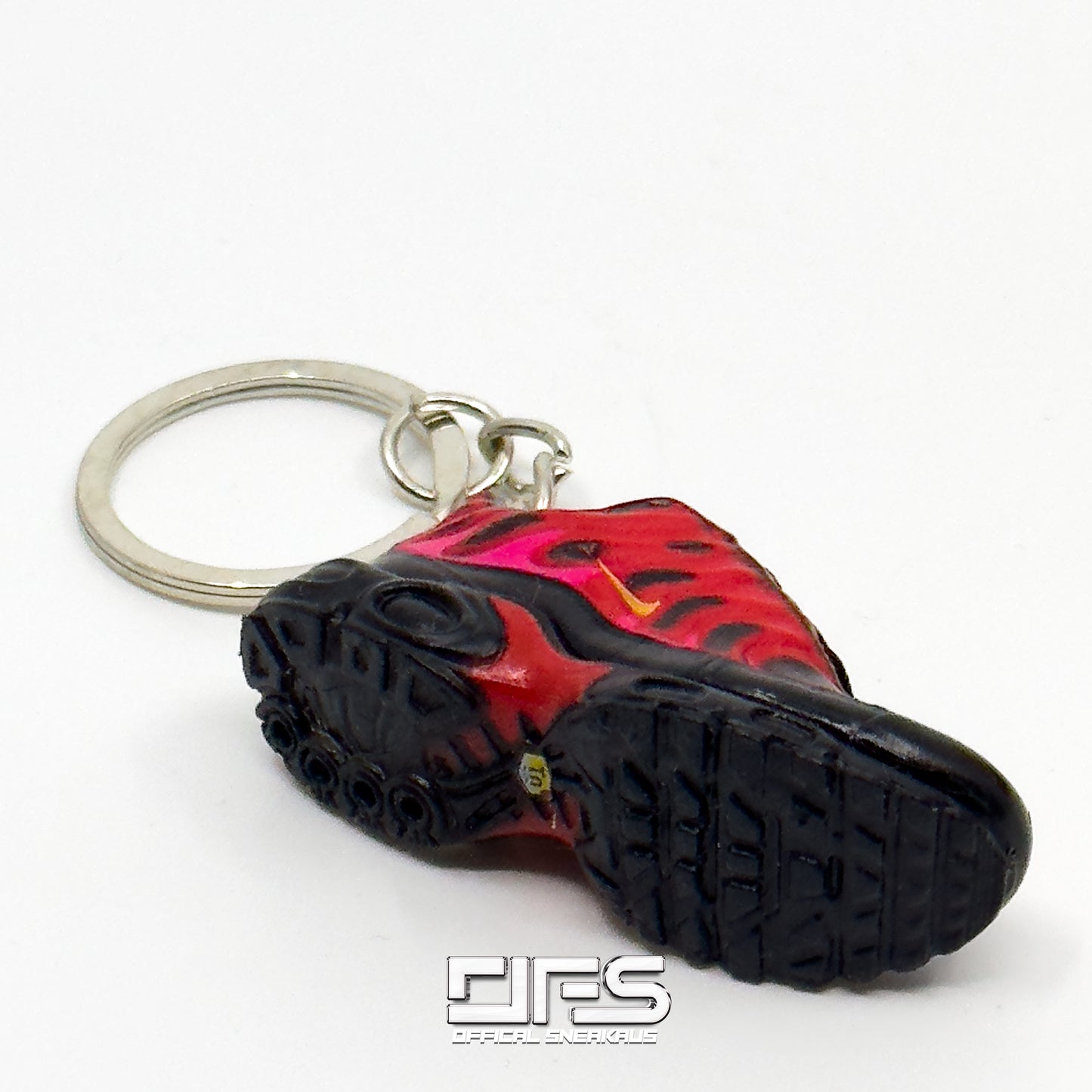TN Keychain: Supreme Black red