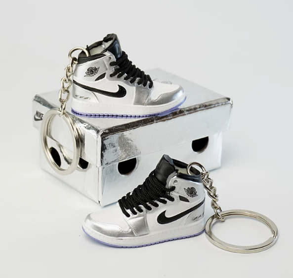 Sneaker Keychain : AJ1 Leonard