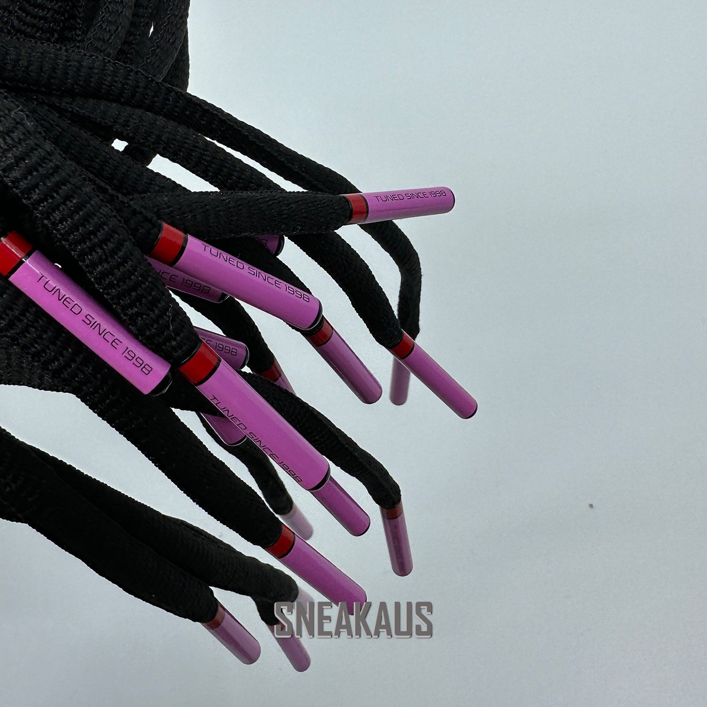 TN Laces Tuned Air Since 1998 Replacement Laces Black / Pink pair