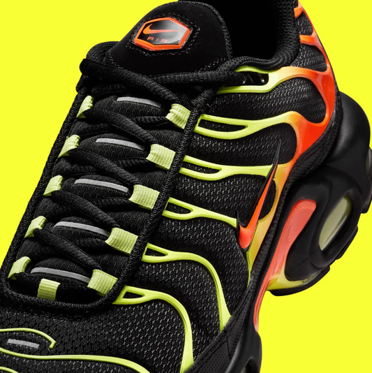 NIKE AIR MAX PLUS ANOTHER DAWN OF SUNRISE UPON US?