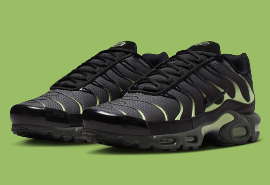 Nike Air Max Plus “Light Liquid Lime” Turns Up the Gradient for 2026