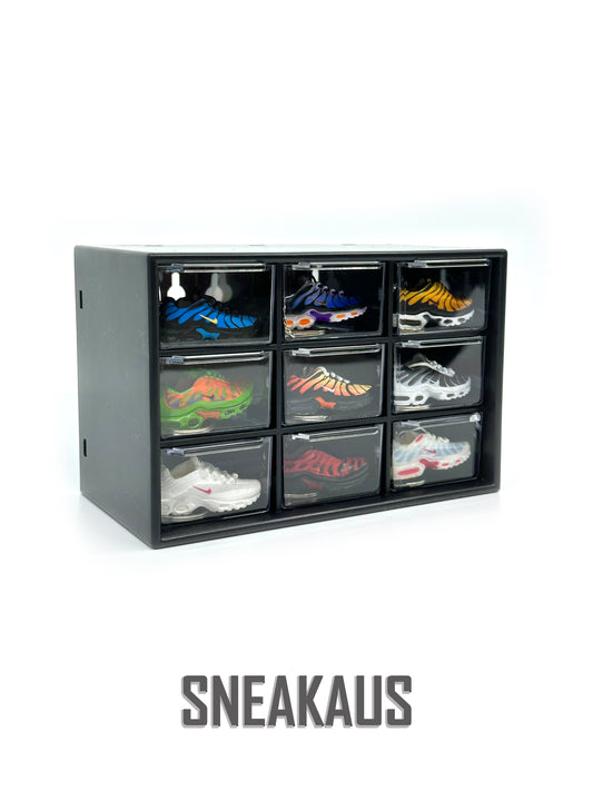 Air Max Plus TN Keychain: 9x Keychains (Assorted Premium Display Gift BOX)